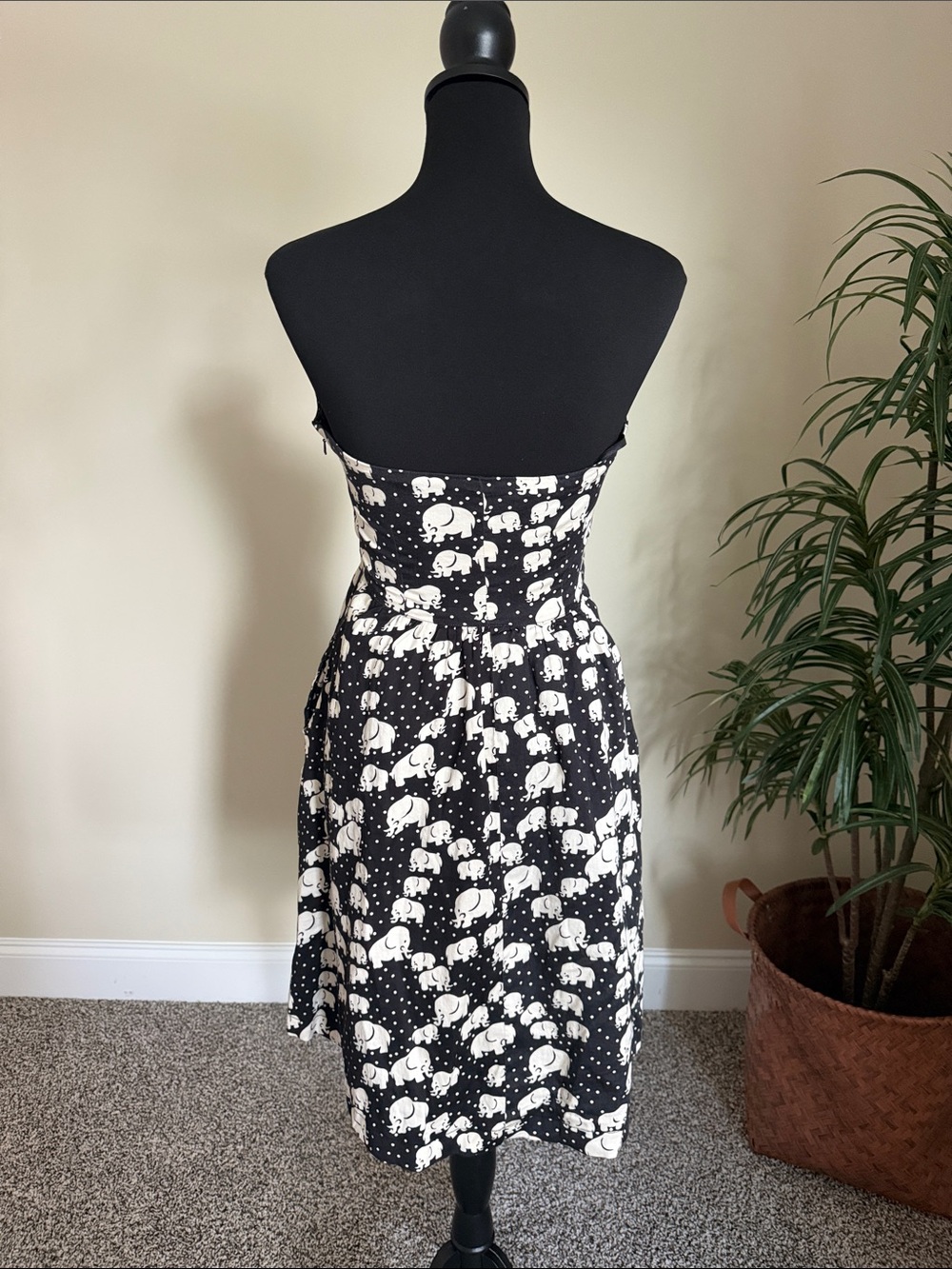 Anthropologie Porridge Black Strapless Dress with White Elephant Print - Picture 3 of 6